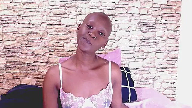 EbonyOlive69 webcam