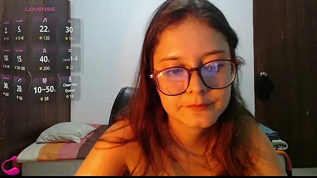 MadieeLorez webcam