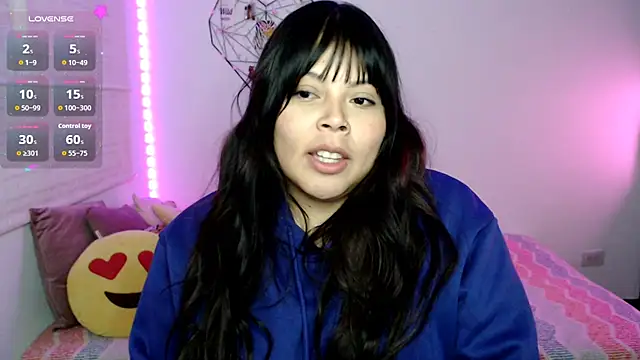 EllieMoonX webcam