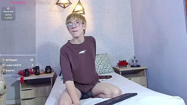 axell_stone_ webcam