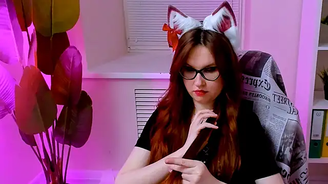carolgiggly - CarolGiggly's free webcam - UK Sex Cams