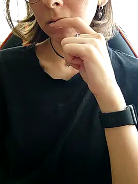 Aashikalaa webcam