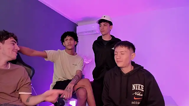 Handsomeboyss19 webcam