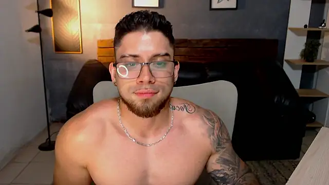 Mike_montoya01 webcam