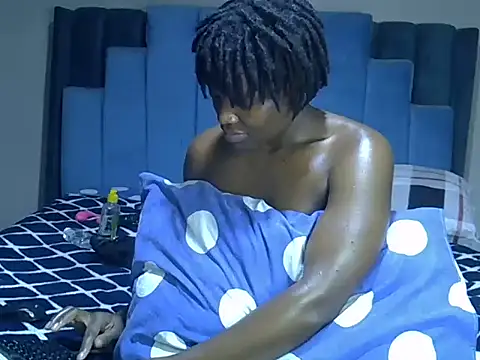 melanin_moon webcam