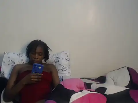 Prettypixxiee webcam