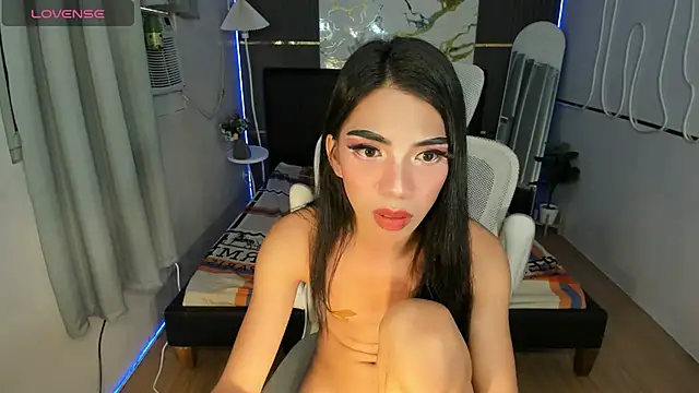 Alexa_therealhorsecock webcam