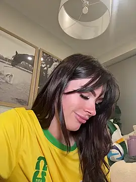 aus_queen webcam