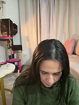 Leyna_Kenet webcam