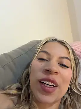 Mia_Rosee1 webcam
