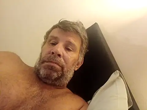 stud2512 webcam
