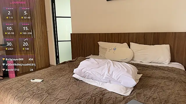 BabyMelie live cam on StripChat