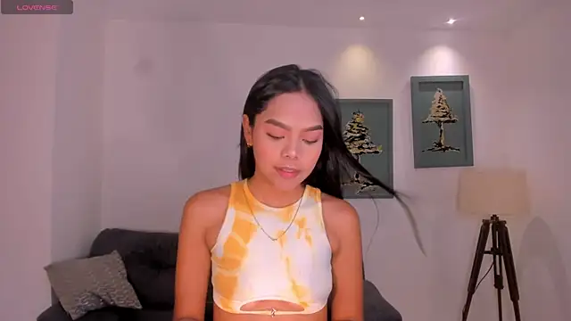 SaphiraJames webcam