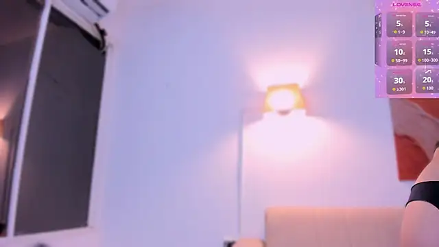 nyx_velvet webcam
