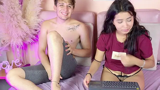 JazMaxxx webcam