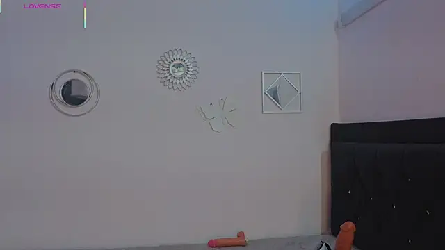 ass_naughty_20 webcam
