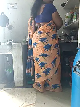 MaaliiiPonuTamil webcam