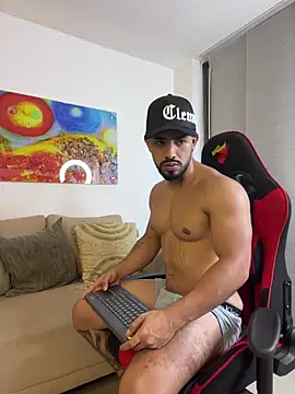 Ezzio_Scolaro webcam
