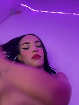 Exotic_girl666 webcam