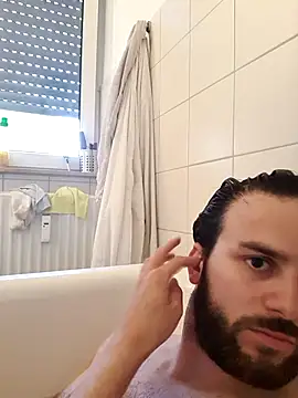 Taycanman69 webcam