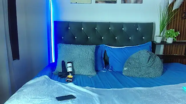 emma_cut3_ webcam