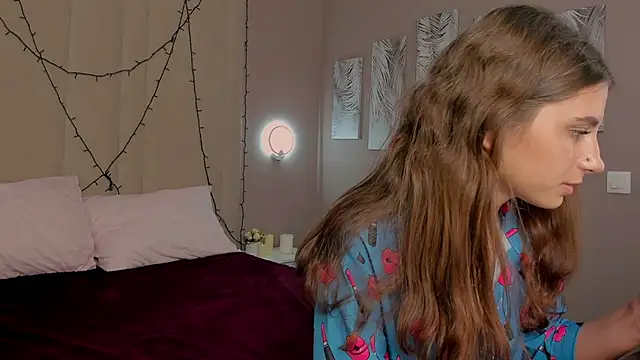 Lola_lovesss webcam