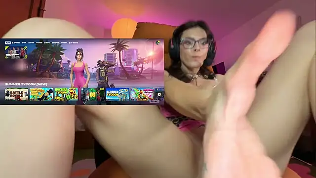 GennaJames webcam