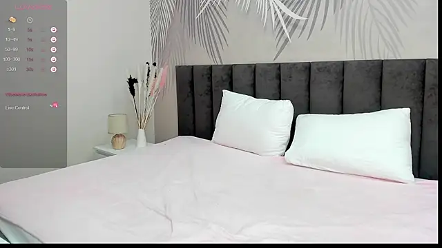 BlondeSambuca webcam