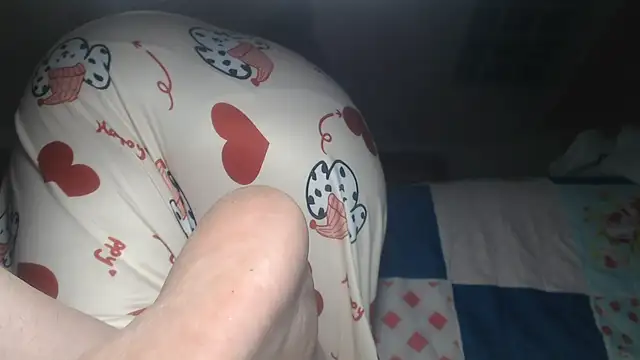 prettyangelsquirt - Prettyangelsquirt's free webcam - UK Sex Cams