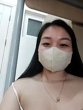Laurie369 webcam