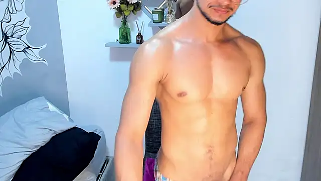 nolan_joness (Ask my age) - #anal #beardy #big-ass #bisexuals #black-hair #cam2cam #cheap-privates #colombian #cum-play #daddies #ejaculation #erotic-dance #fingering #flexing #foot-fetish #handjob #hd #jerk-off-instruction #jocks #latin #masturbation #muscular #oil-show #recordable-privates #short-hair #shower #small-audience #spanish-speaking #spanking #sport-gear #striptease #twerk #vers