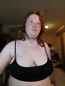 CURVYSAKURA
