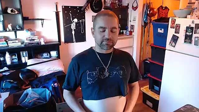 Daddy_Werewolf webcam
