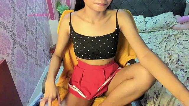 Mica_Jones webcam