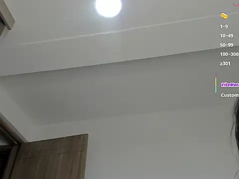 nia_brown webcam