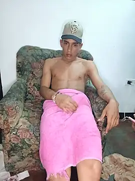 Negritohot3682 webcam