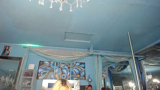 ADRIANNA_FOX webcam