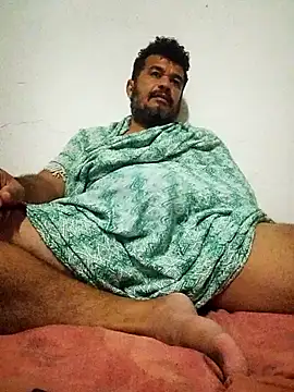 tarra122 - Tarra122's free webcam - UK Sex Cams