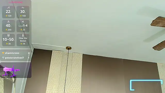 Tiifany_Baker webcam