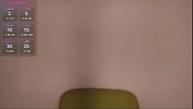 Anna-b8 live cam on StripChat