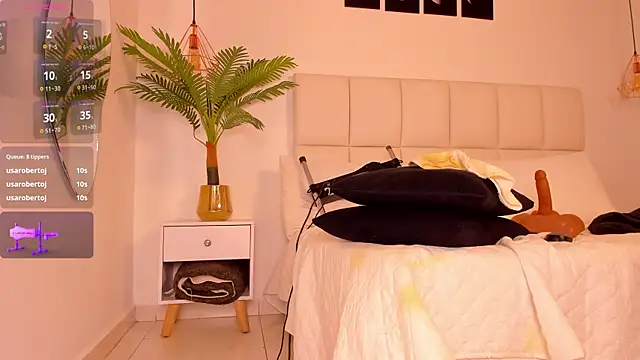 Megan_Brunette2 webcam