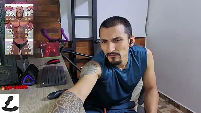 Marck_Muscle webcam