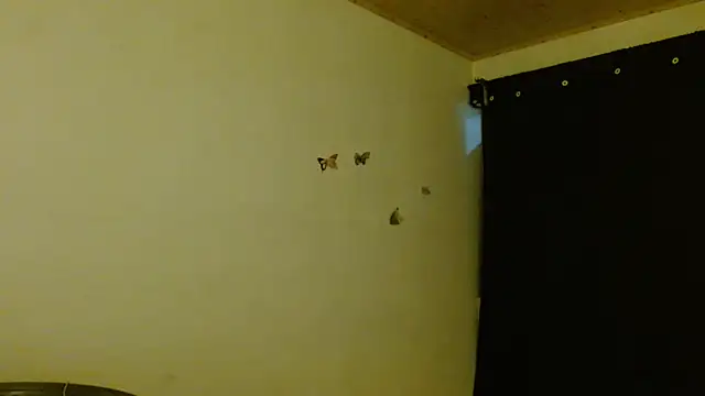 ella_peck webcam