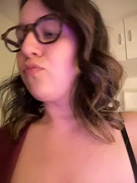 amooraaamoon webcam