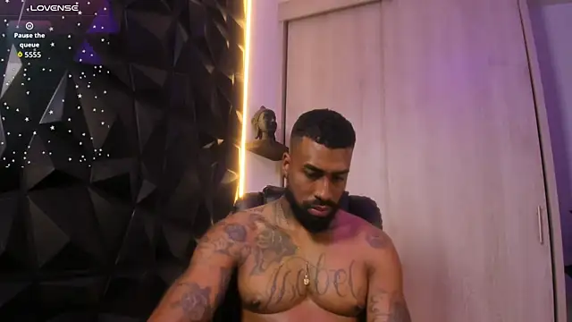 OstinDaniels webcam