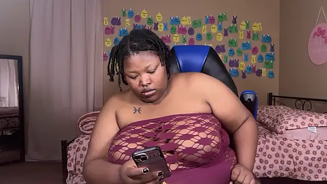 Chocolatebunnyxx96 webcam