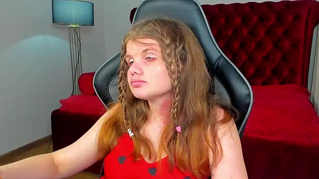 ChloeHalses webcam