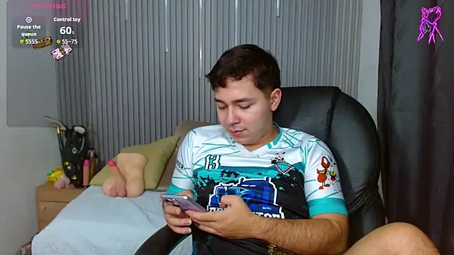Julian_Smith21 webcam