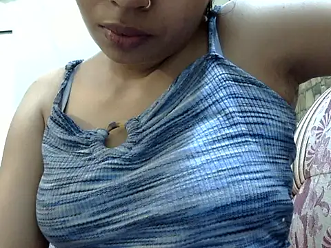 kAVYA_05 webcam