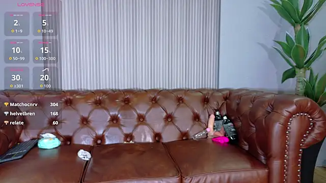 Lilii_Peach webcam